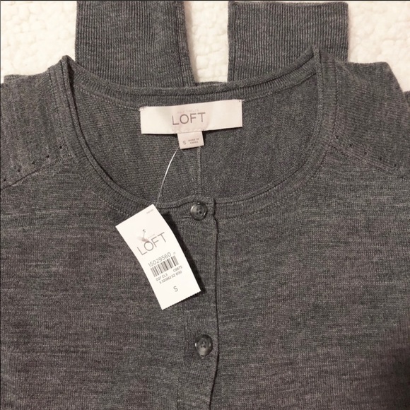 EUC Ann Taylor Loft gray cardigan - Picture 2 of 3